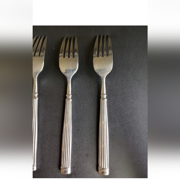 Hampton Silversmiths Avignon 2 Stainless GLOSSY Flatware Forks 7 3/4" Se… - Picture 8 of 15